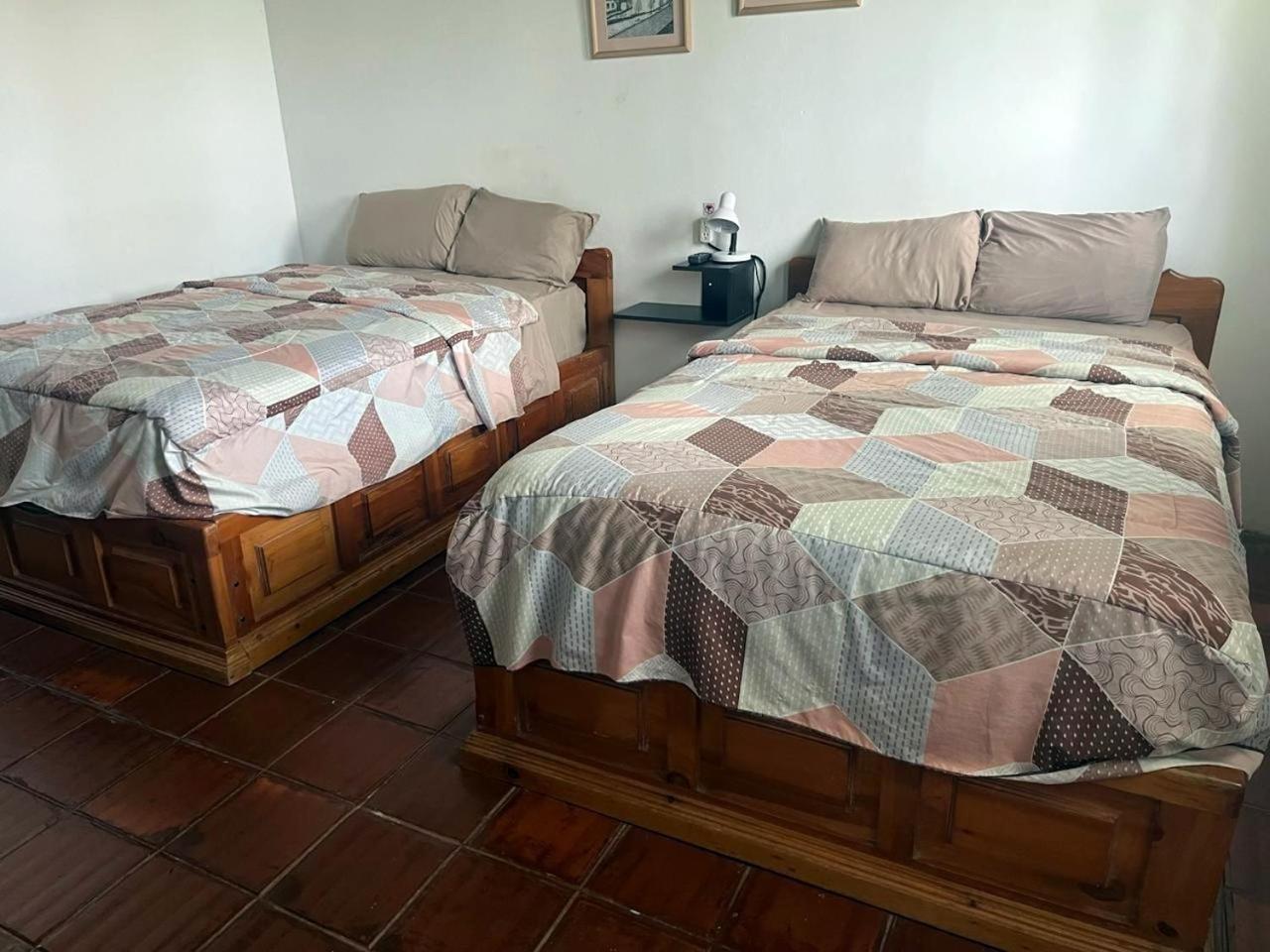 Quito Eco Lodge Airport - B&B Tababela Exteriör bild